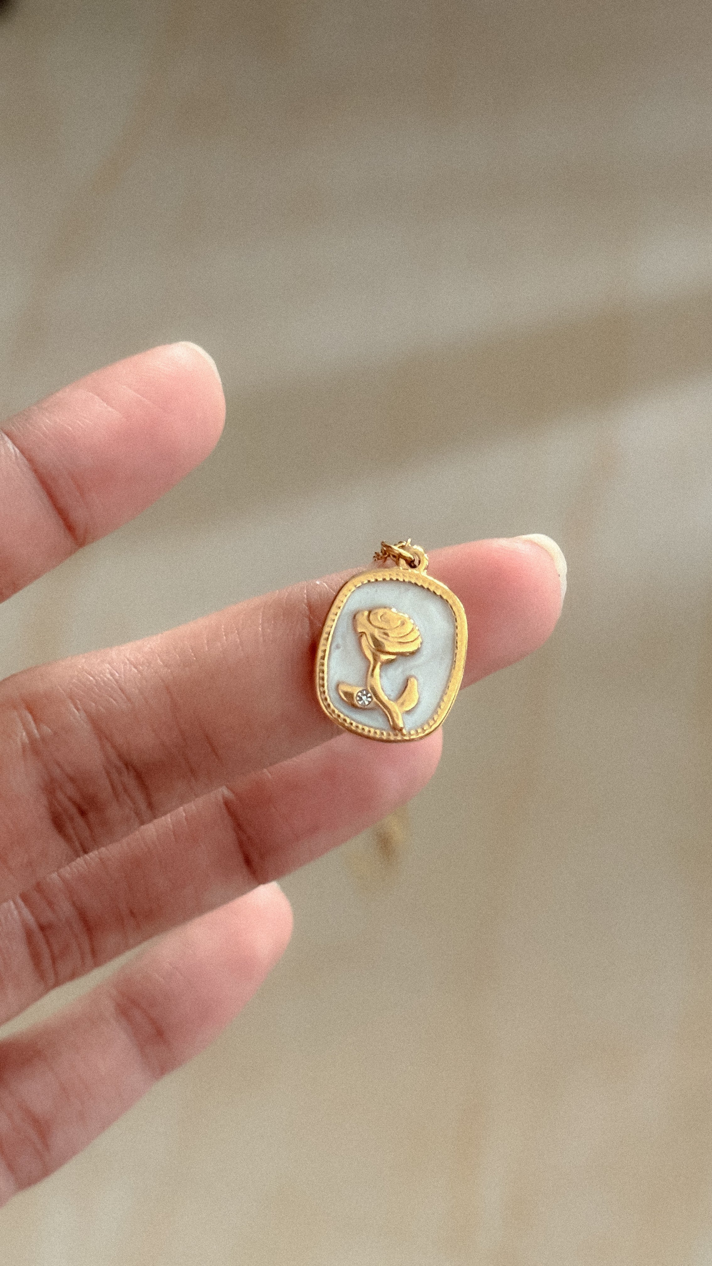 Belle Rose Necklace