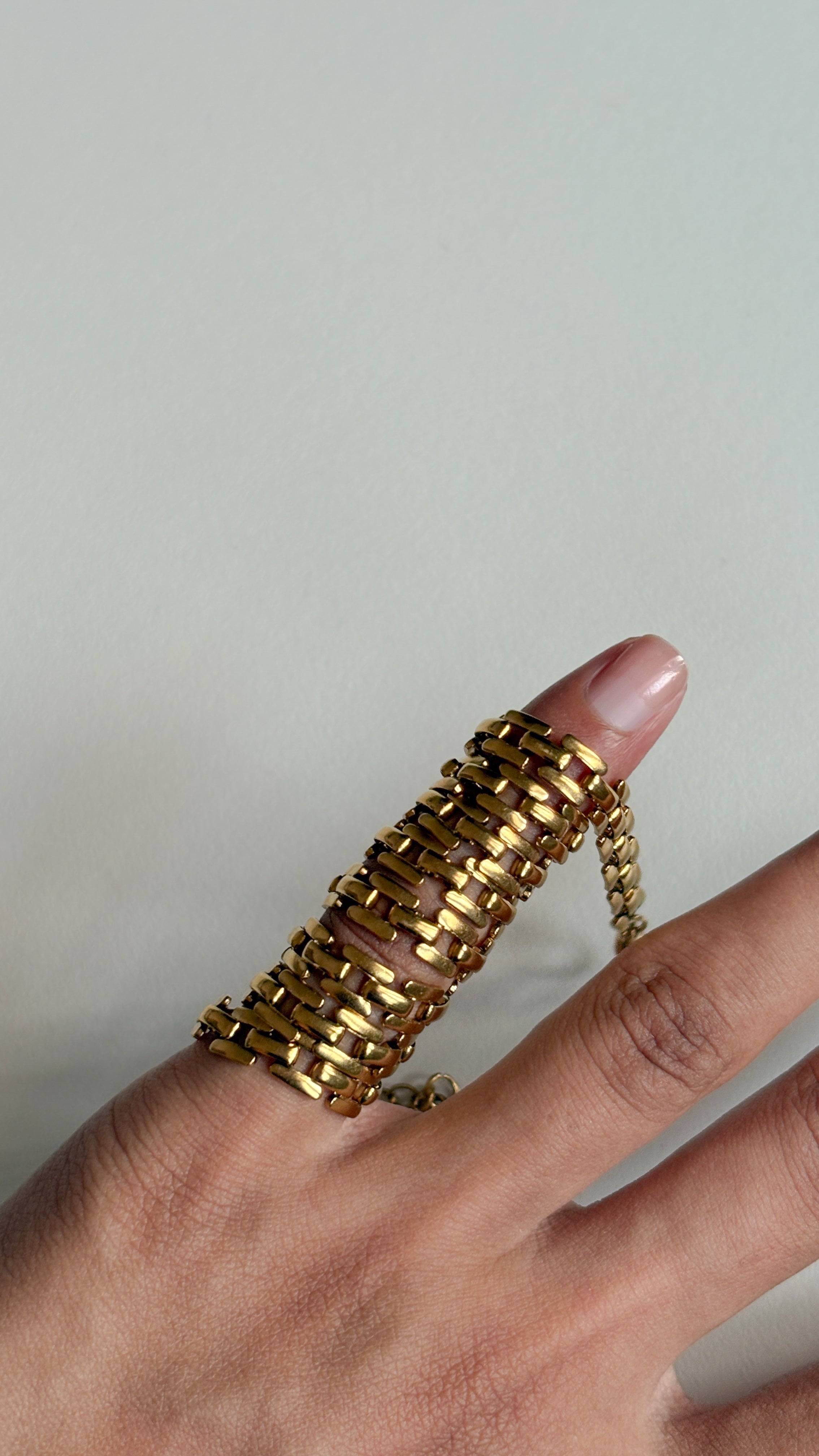 Torven Link Necklace