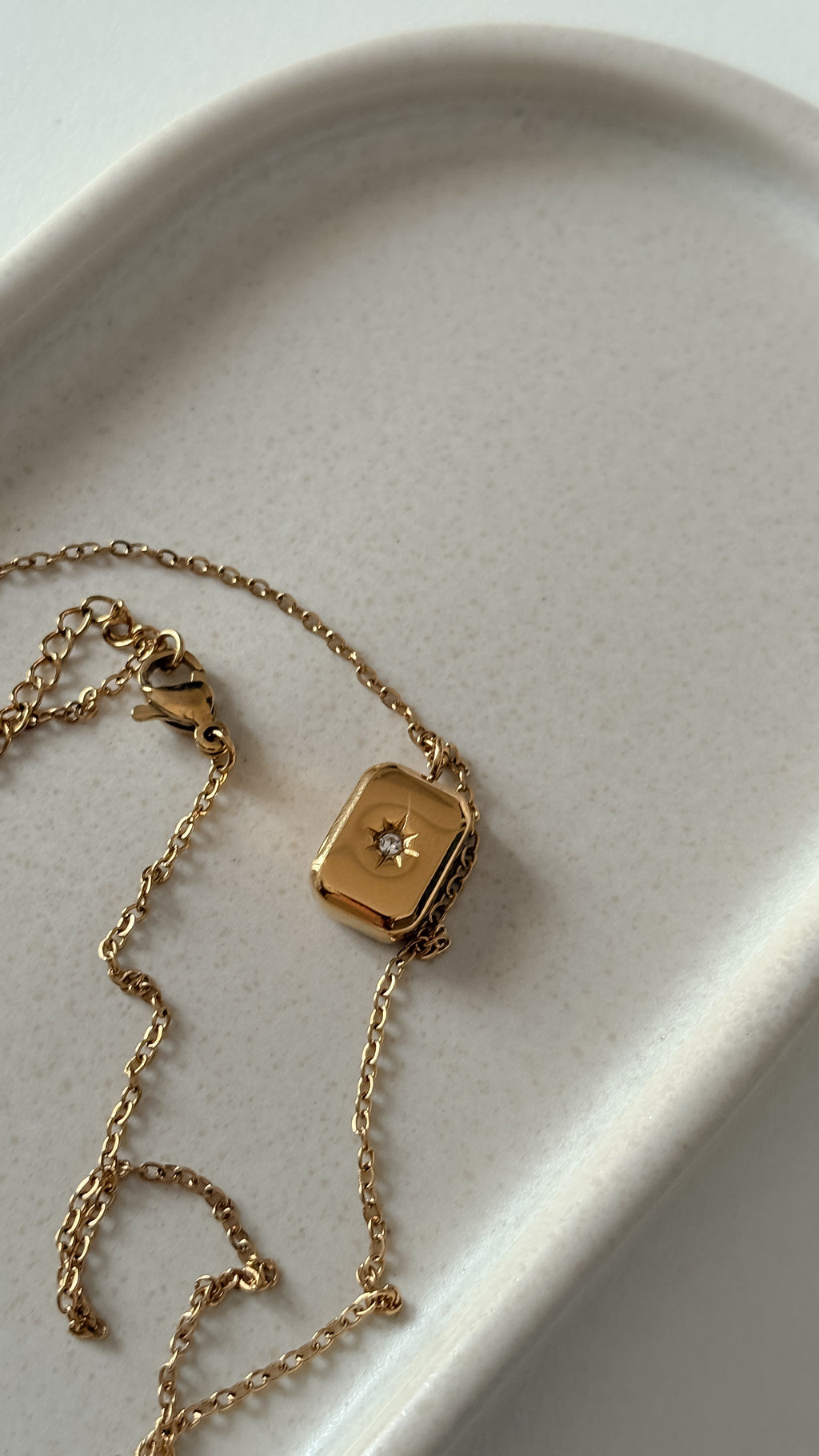 Stellara Necklace