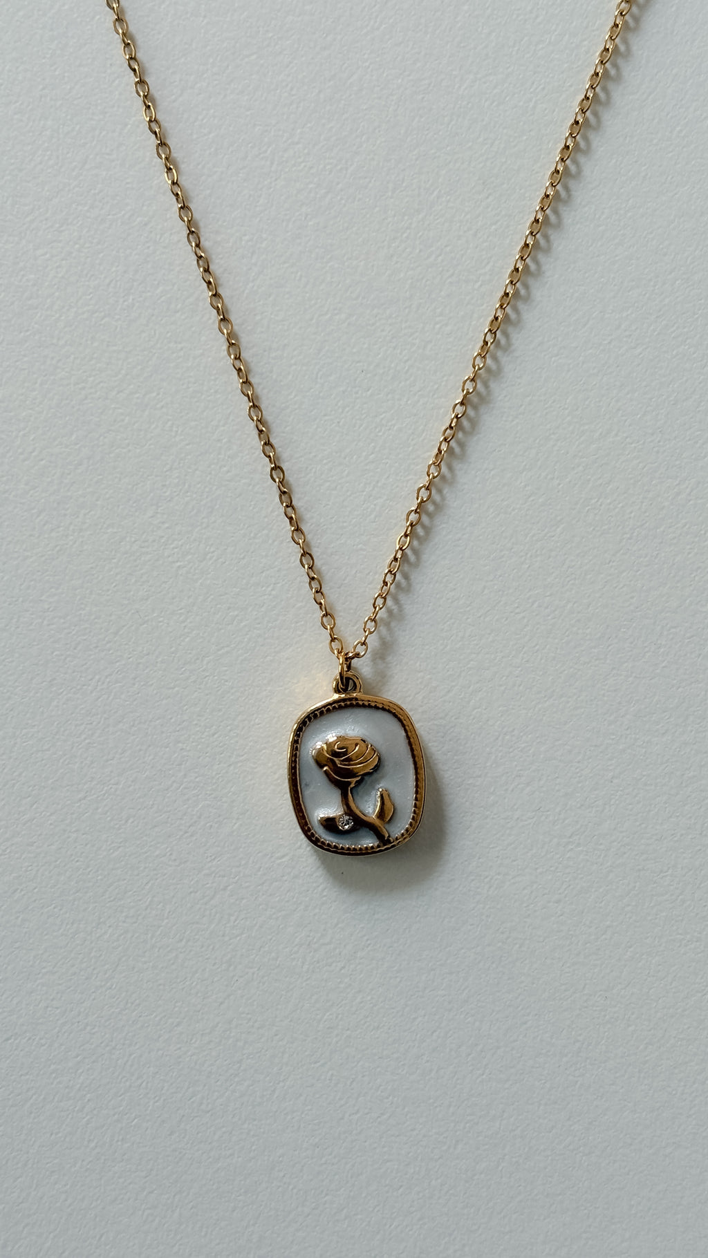 Belle Rose Necklace