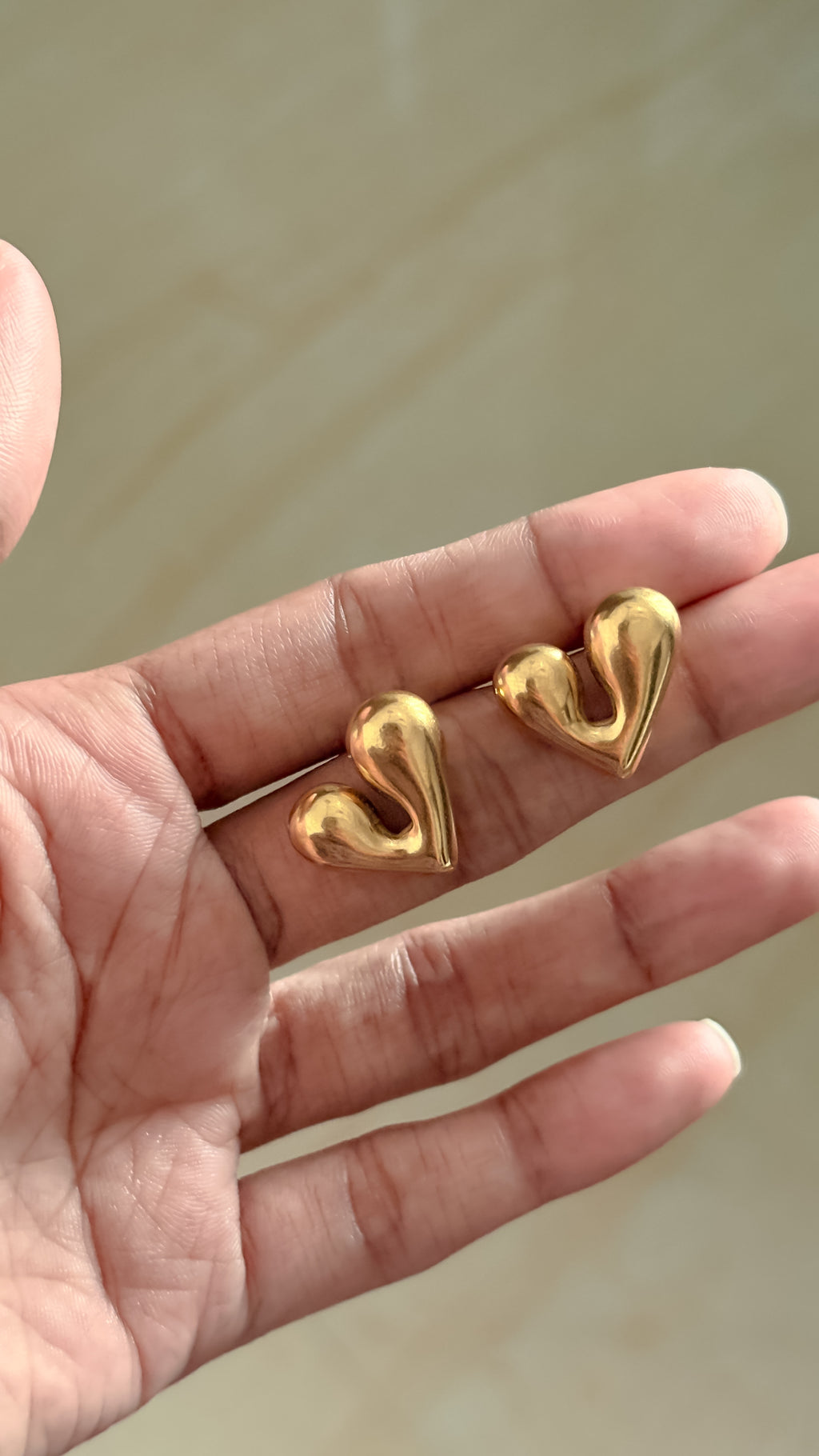 Amora Studs